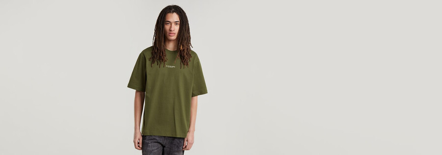 camiseta cuadrada con centro de pecho