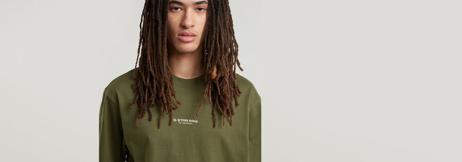 camiseta cuadrada con centro de pecho