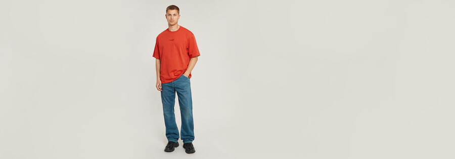 camiseta cuadrada con centro de pecho
