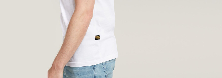 camiseta ajustada graw
