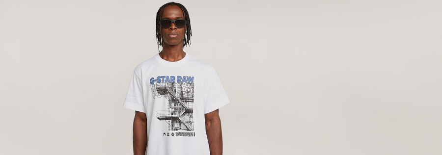 camiseta holgada con gráfico de escaleras