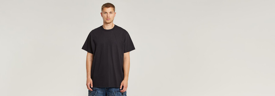 camiseta holgada con detalle de costura
