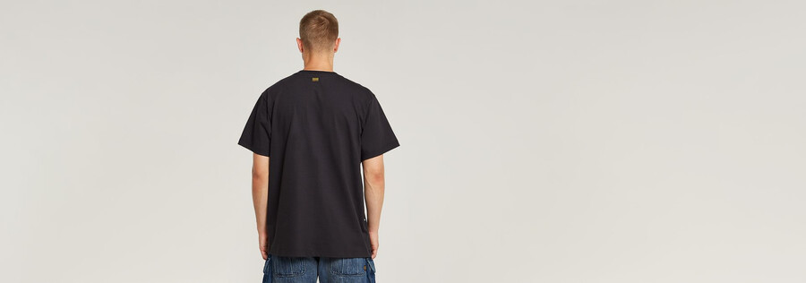 camiseta holgada con detalle de costura