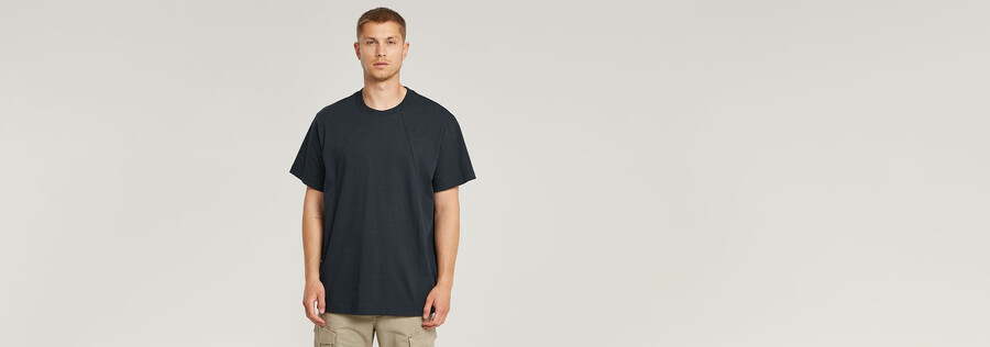 camiseta holgada con detalle de costura