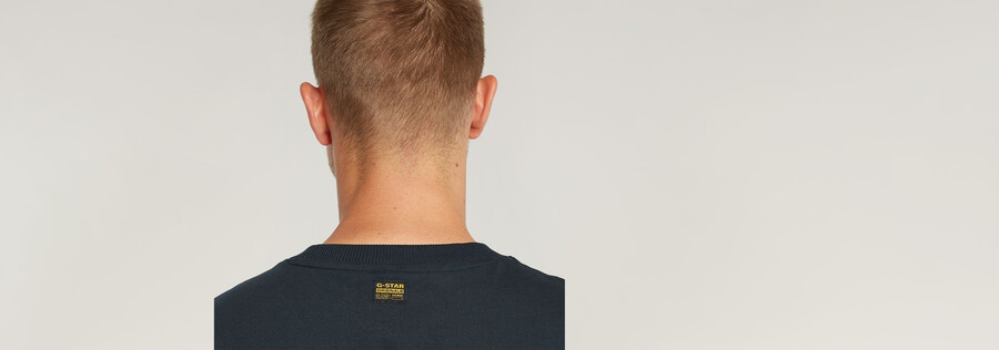 camiseta holgada con detalle de costura