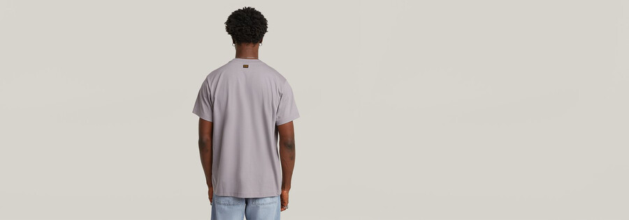 camiseta holgada con detalle de costura