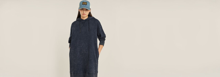 vestido suéter holgado con capucha y teñido